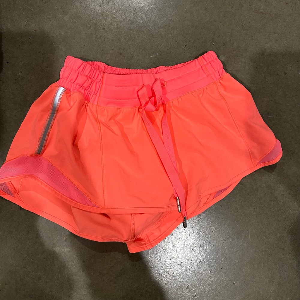 Lululemon Hotty Hot Short LR 2